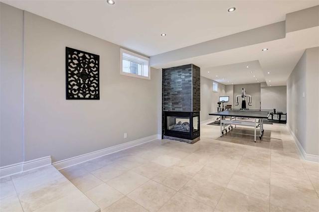 77 Naughton Dr, House detached with 4 bedrooms, 5 bathrooms and 11 parking in Richmond Hill ON | Image 17