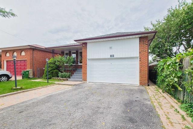 26 Glendinning Ave, House detached with 5 bedrooms, 5 bathrooms and 4 parking in Toronto ON | Image 14