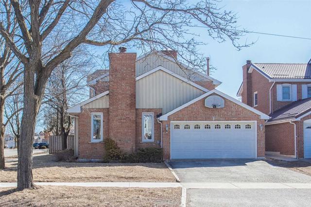 1 Sylvestre Sq, House detached with 4 bedrooms, 6 bathrooms and 4 parking in Toronto ON | Image 1