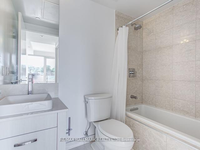 405 - 3018 Yonge St E, Condo with 2 bedrooms, 2 bathrooms and 1 parking in Toronto ON | Image 7