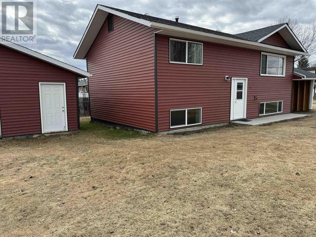 97 Centennial Drive, House detached with 4 bedrooms, 2 bathrooms and null parking in Mackenzie BC | Image 1