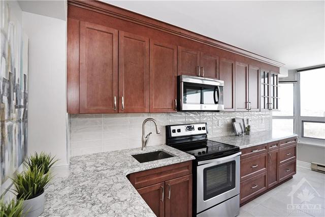 2302 - 1500 Riverside Drive, Condo with 2 bedrooms, 2 bathrooms and 1 parking in Ottawa ON | Image 17