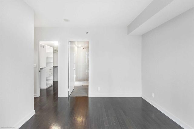 uph12 - 21 Nelson St, Condo with 1 bedrooms, 2 bathrooms and 1 parking in Toronto ON | Image 33