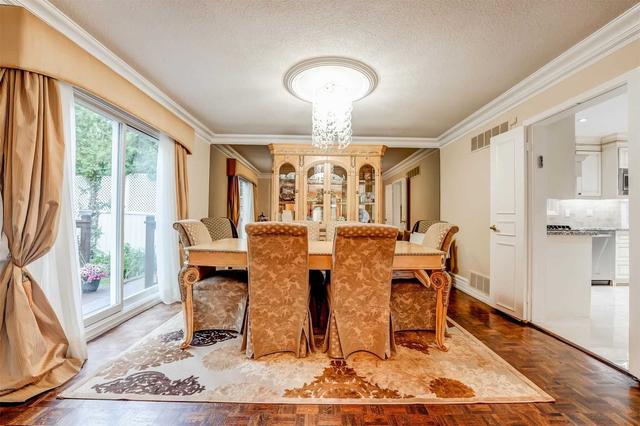 43 Russfax Dr, House detached with 4 bedrooms, 4 bathrooms and 5 parking in Toronto ON | Image 6