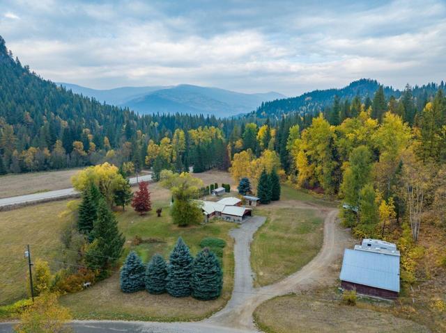 120 Rosebud Lake Road, House detached with 2 bedrooms, 1 bathrooms and null parking in Central Kootenay G BC | Image 14