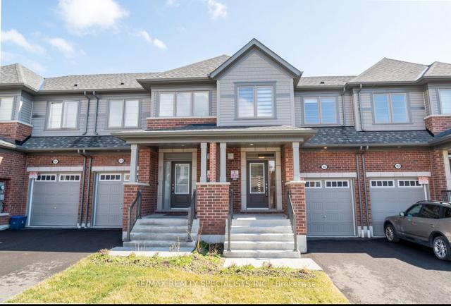 96 Bayardo Dr E, House attached with 3 bedrooms, 3 bathrooms and 3 parking in Oshawa ON | Image 1