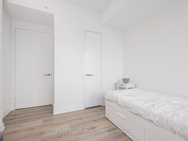 2704 - 161 Roehampton Ave, Condo with 2 bedrooms, 2 bathrooms and 1 parking in Toronto ON | Image 10
