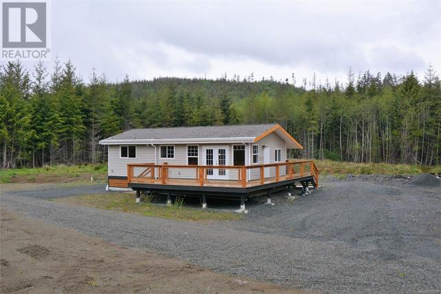 2590 Clark Rd, House detached with 2 bedrooms, 2 bathrooms and 8 parking in Juan de Fuca BC | Card Image