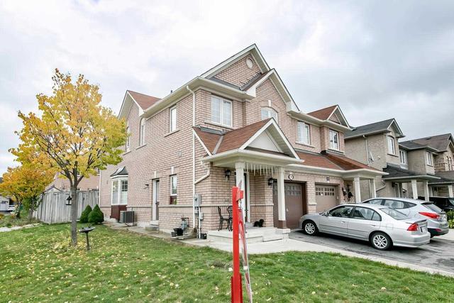 79 Crystalview Cres, House semidetached with 3 bedrooms, 3 bathrooms and 3 parking in Brampton ON | Image 12