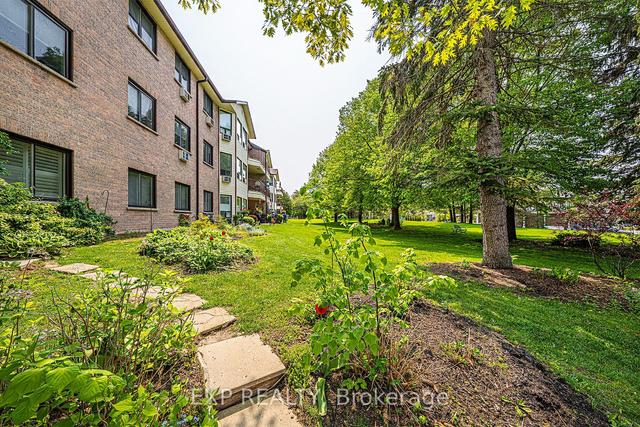 111 - 111 Grew Blvd, Condo with 2 bedrooms, 2 bathrooms and 1 parking in Georgina ON | Image 20