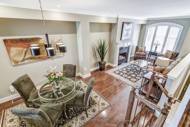 23 Leaves Terr, House attached with 3 bedrooms, 3 bathrooms and 2 parking in Toronto ON | Image 39