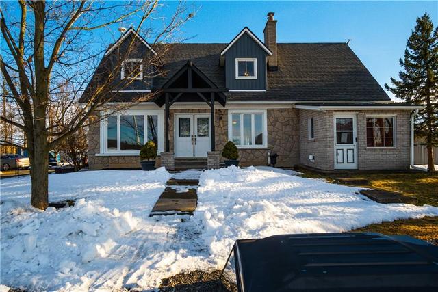 6816 Silver Street, House detached with 3 bedrooms, 2 bathrooms and 6 parking in West Lincoln ON | Image 1