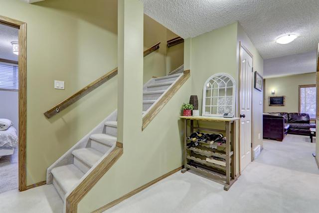 246 Mt Assiniboine Place Se, House detached with 4 bedrooms, 3 bathrooms and 4 parking in Calgary AB | Image 37