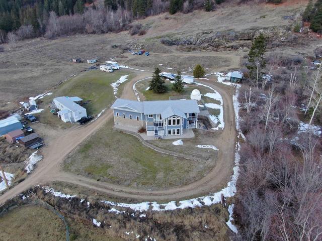 3637 Broadwater Rd, House detached with 3 bedrooms, 3 bathrooms and null parking in Central Kootenay J BC | Image 48