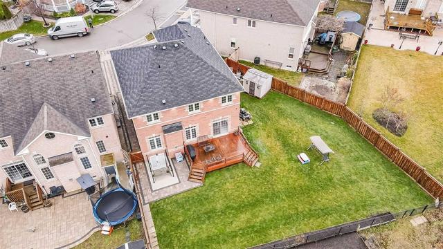 17 Tovey Terr, House detached with 4 bedrooms, 5 bathrooms and 6 parking in Brampton ON | Image 35