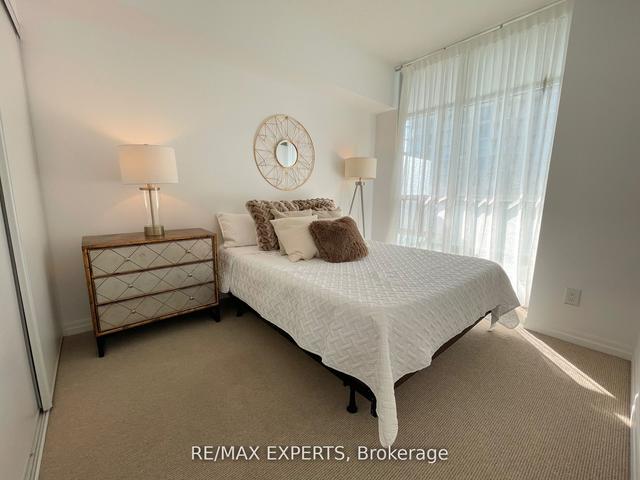 909 - 223 Webb Dr, Condo with 1 bedrooms, 2 bathrooms and 1 parking in Mississauga ON | Image 3