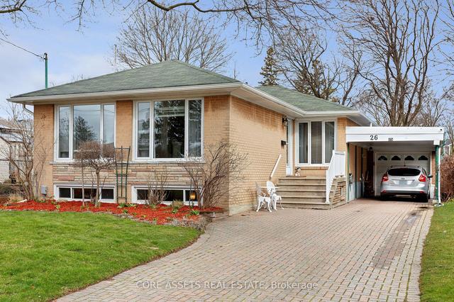 26 Paragon Rd, House detached with 3 bedrooms, 2 bathrooms and 4 parking in Toronto ON | Image 1