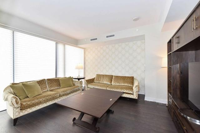 411 - 1815 Yonge St, Townhouse with 3 bedrooms, 3 bathrooms and 2 parking in Toronto ON | Image 4