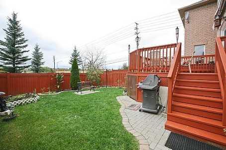 81 Royal Ridge Cres, House detached with 3 bedrooms, 3 bathrooms and 4 parking in Vaughan ON | Image 9
