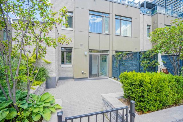 th10 - 5 St Bartholomew St, Townhouse with 3 bedrooms, 3 bathrooms and 1 parking in Toronto ON | Image 22