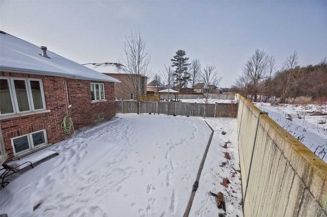 68 Wyman Cres, House detached with 2 bedrooms, 3 bathrooms and 4 parking in Bradford West Gwillimbury ON | Image 31