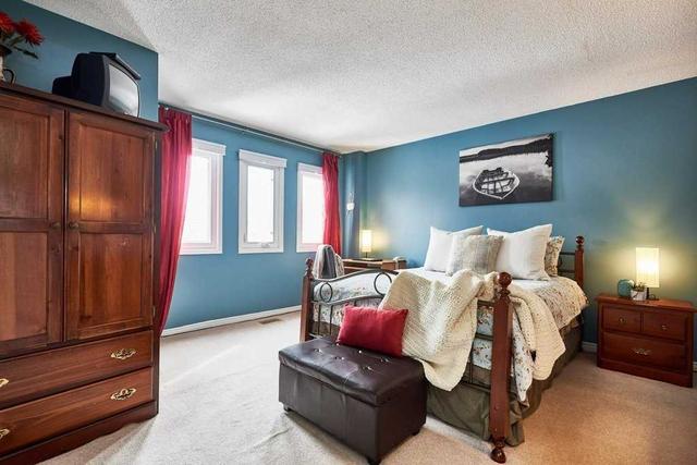 87 Turnberry Cres, House detached with 3 bedrooms, 3 bathrooms and 5 parking in Clarington ON | Image 11