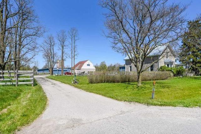 1058 Highway 8 Rd, House detached with 4 bedrooms, 2 bathrooms and 10 parking in Hamilton ON | Image 12