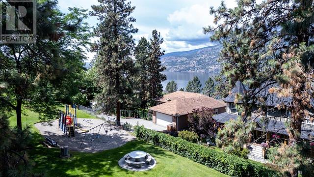 2188 Bennett Road, House detached with 4 bedrooms, 3 bathrooms and 4 parking in Kelowna BC | Image 41