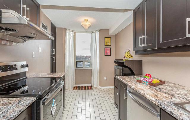 407 - 5 Lisa St, Condo with 2 bedrooms, 2 bathrooms and 1 parking in Brampton ON | Image 5