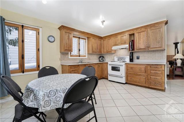 249 Beechwood Avenue, House detached with 2 bedrooms, 1 bathrooms and 3 parking in Ottawa ON | Image 14