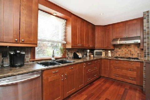 4178 New St, House detached with 5 bedrooms, 2 bathrooms and 6 parking in Burlington ON | Image 5
