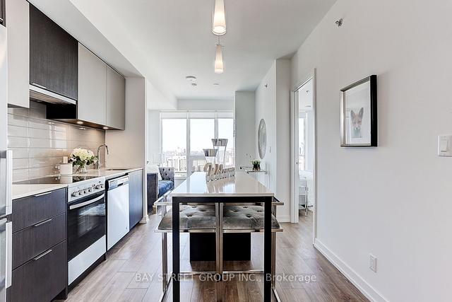 2905 - 203 College St, Condo with 1 bedrooms, 2 bathrooms and 0 parking in Toronto ON | Image 7