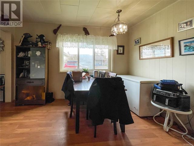 860 Greenwood St, House detached with 3 bedrooms, 1 bathrooms and 4 parking in Campbell River BC | Image 11