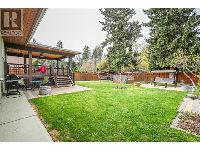 3325 8th Street, House detached with 4 bedrooms, 1 bathrooms and 1 parking in Okanagan Similkameen E BC | Image 29