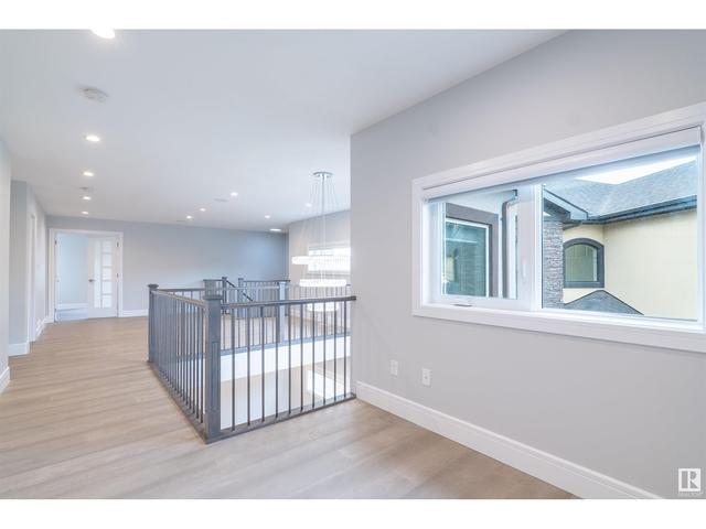1934 20 St Nw, House detached with 8 bedrooms, 6 bathrooms and null parking in Edmonton AB | Image 29