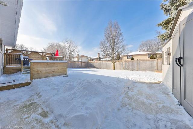 10 Albemarle Street, House detached with 3 bedrooms, 2 bathrooms and 5 parking in Brantford ON | Image 27