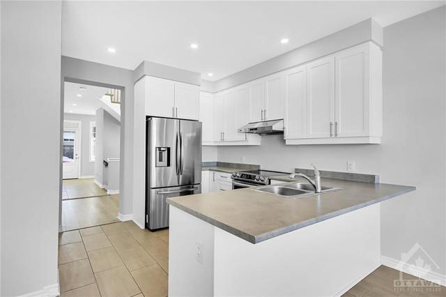 116 Unity Place, House detached with 4 bedrooms, 3 bathrooms and 3 parking in Ottawa ON | Image 8