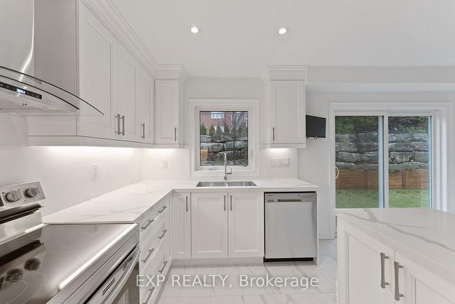 2579 Islington Ave, House detached with 3 bedrooms, 4 bathrooms and 4 parking in Toronto ON | Image 33