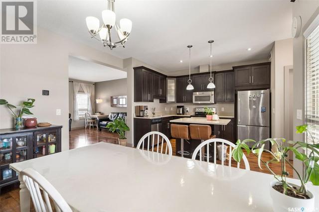 254 Maningas Bend, House attached with 3 bedrooms, 3 bathrooms and null parking in Saskatoon SK | Image 13