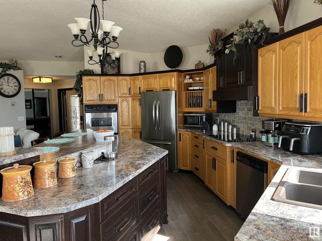 212 Lakeside Estates, House detached with 5 bedrooms, 3 bathrooms and 5 parking in Bonnyville No. 87 AB | Image 5