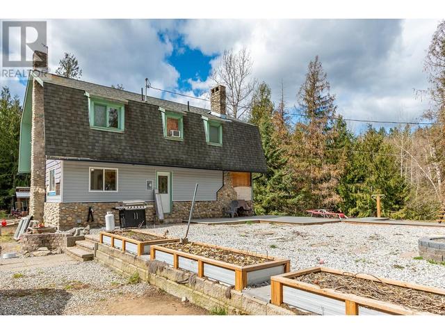 4990 Schubert Road, House detached with 2 bedrooms, 2 bathrooms and 2 parking in Spallumcheen BC | Image 47