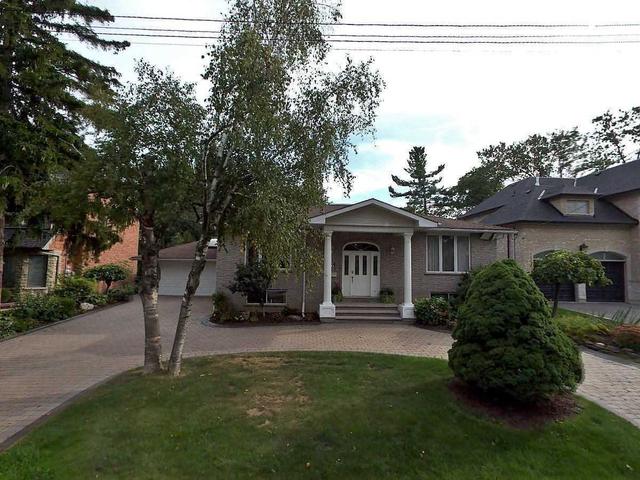 69 Bywood Dr, House detached with 3 bedrooms, 4 bathrooms and 7 parking in Toronto ON | Card Image