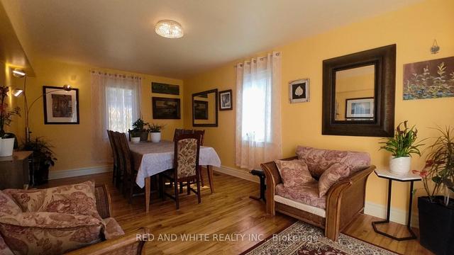 14 Burchat St, House detached with 4 bedrooms, 3 bathrooms and 10 parking in Madawaska Valley ON | Image 5