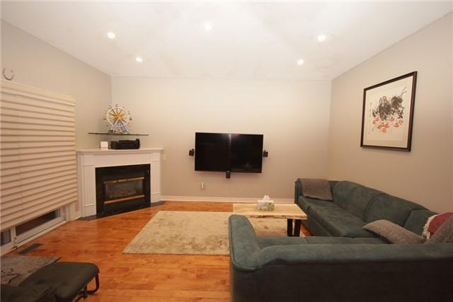 34 - 603 Clark Ave, Townhouse with 3 bedrooms, 4 bathrooms and 4 parking in Vaughan ON | Image 6