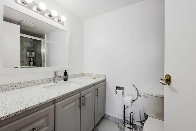 1202 - 10 Markbrook Lane, Condo with 2 bedrooms, 2 bathrooms and 2 parking in Toronto ON | Image 11