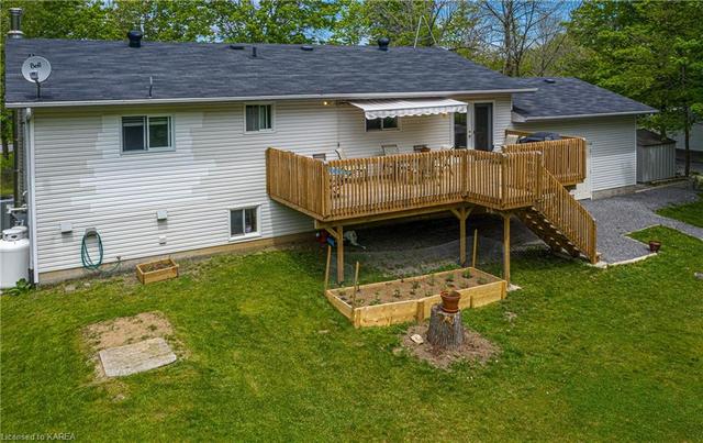 3820 Jamieson Road, House detached with 4 bedrooms, 3 bathrooms and 8 parking in South Frontenac ON | Image 35