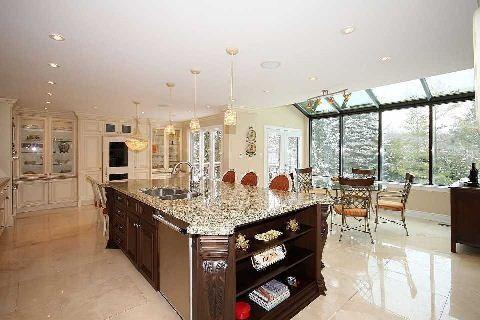 86 Wycliffe Ave, House detached with 4 bedrooms, 5 bathrooms and 6 parking in Vaughan ON | Image 6