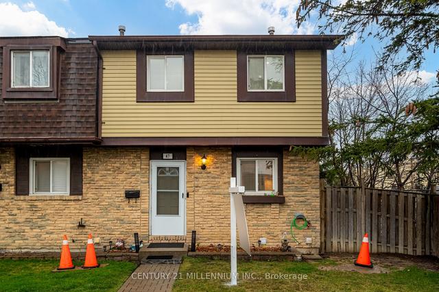 47 - 45 Hansen Rd N, Townhouse with 3 bedrooms, 2 bathrooms and 1 parking in Brampton ON | Image 1