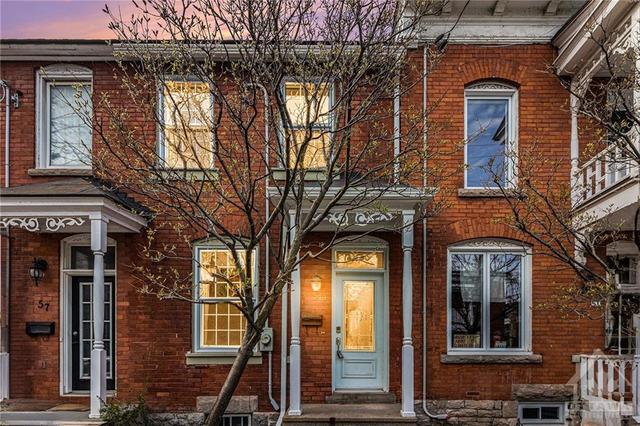 59 St Andrew Street, Townhouse with 3 bedrooms, 2 bathrooms and null parking in Ottawa ON | Image 1