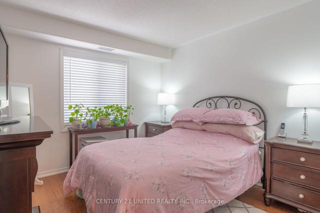 304 - 300 Spillsbury Dr, Condo with 2 bedrooms, 1 bathrooms and 1 parking in Peterborough ON | Image 8